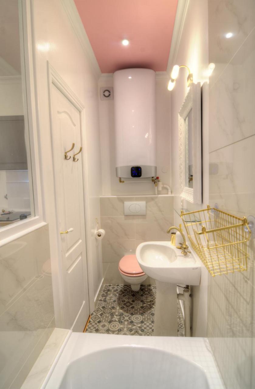 Les Petits Boudoirs De Savoie Apartment Chambery Exterior photo